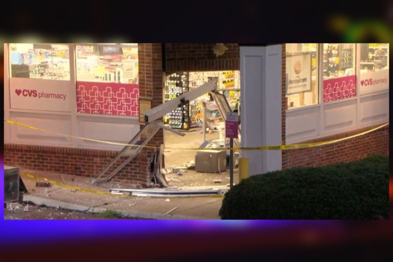 Thieves Crash U Haul Truck Into Cvs Store Attempt To Steal Atm Cobb County News 9266